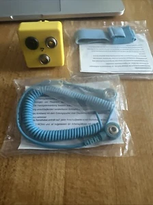 DPV Antistatik Erdungsstecker 2 Druckknöpfe 10 mm Kontaktpunkte Erdungsbaustein - Bild 1 von 3