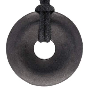Schungit Donut 30 mm Anhänger mit Baumwollband | Edelsteinschmuck - Bild 1 von 2