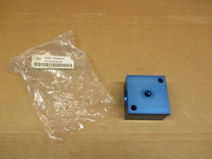 M10602615 MCNEILUS HYDRAULIC BLOCK TEE BLUE ANODIZED 0602615 NEW - Picture 1 of 10