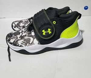 New Under Armour Zone BB GS Cororshift Shoes 3024849 100 Boy Girl Youth size 7Y - Picture 1 of 11