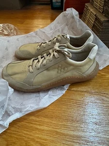 Vivobarefoot Gobi II premium leather Desert Sand 10US 9UK EU43 Brand New - Picture 1 of 5