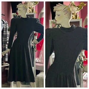 Vintage 80 does 40s Midi Dress Gray Puff Sleeves Minimalist New Wave S/M - Picture 1 of 7