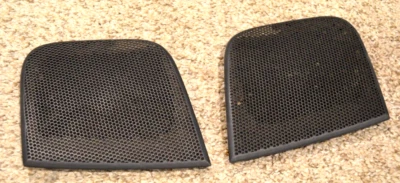 1997 1998 GEO TRACKER SIDEKICK DASH SPEAKER GRILL VENT COVER OEM Foto 1 de 4