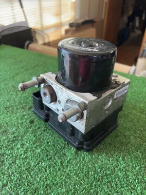 2010-2011 Mercury Milan ABS Anti-Lock Brake Pump Module Assembly FWD OEM Foto 1 de 4