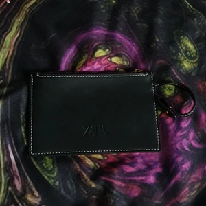 ZARA 6" Negro Cremallera Bolsa con Correa de Bolso - Imagen 1 de 5