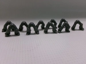 Warhammer 40K Space Marines Tactical Squad Legs 10 - Picture 1 of 2