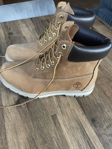 10.5 wide mens boots