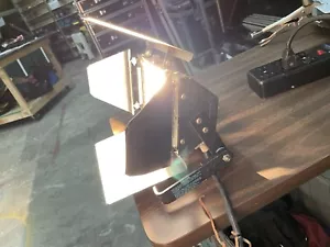 Smith-Victor 750 1000 Watt Broad Light TESTED/WORKING - Picture 1 of 8