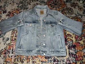 Gap Blue Denim Jacket Size S Perfect Spring Summer Casual Festival - Picture 1 of 4