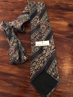 Bill Blass  Men's Silk Tie 55" X 4" Navy w/ multi-color NWOT - Image 1 of 2