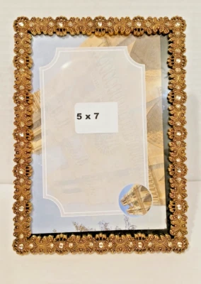 Marco de fotos estilo antiguo ornamentado antiguo con joyas doradas 5X7 Foto 1 de 4