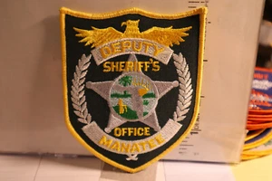 police patch  MANATEE COUNTY DEPUTY SHERIFFS OFFICE FLORIDA - Picture 1 of 1