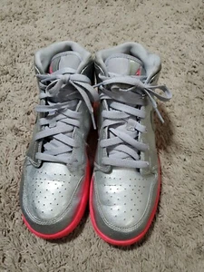 Nike Air Jordan Retro 1 Mid "Sunrise" 555112-006 GS taglia 7 anni - Foto 1 di 8