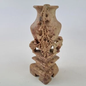 Vintage Chinese Carved Soapstone Urn Vase Brush Pot 15cm High - Picture 1 of 13