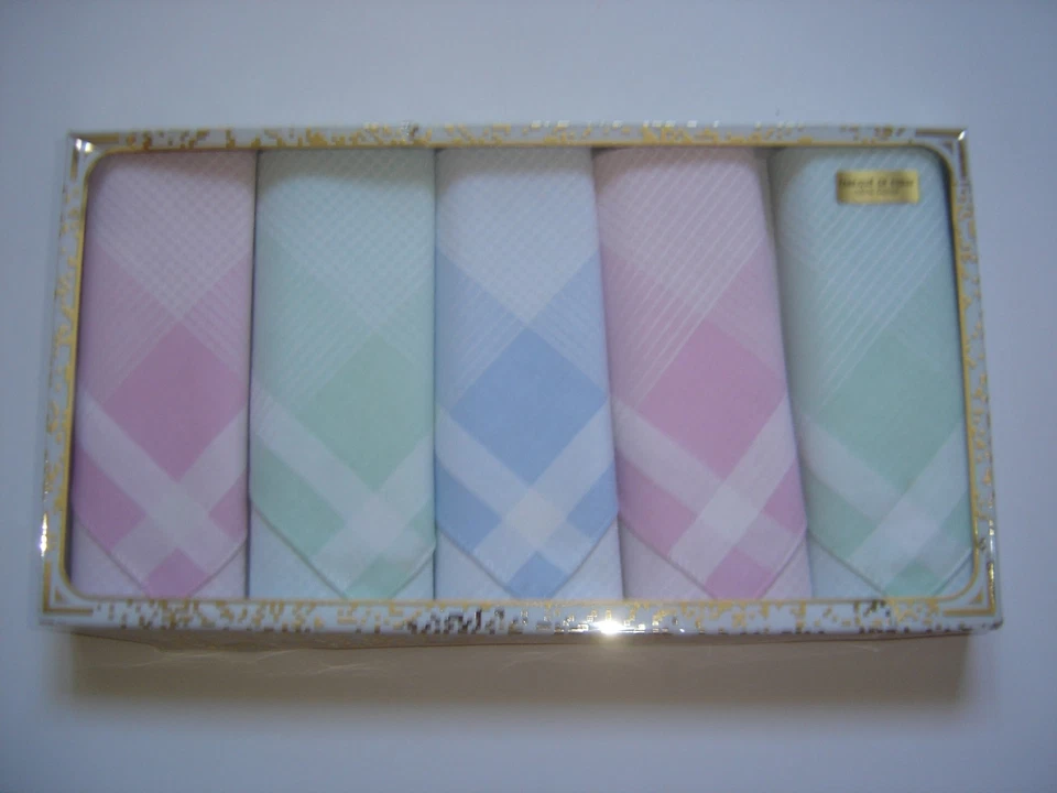 boite 5 mouchoirs en coton dans leur boite - Photo 1/1