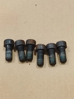 VW Passat B6 1.9 TDi BXE gearbox transmission dual mass flywheel mount bolts - Image 1 of 4