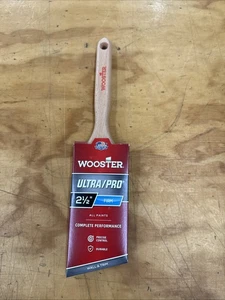 Cepillo de pintura extra firme Wooster Ultra/Pro 2 1/2 4153 - Imagen 1 de 2