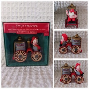 Hallmark 1985 Babbo Natale's Fire Engine Ornamento Arriva Babbo Natale Serie 7 in serie - Foto 1 di 8