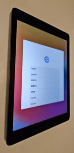 Apple iPad 5th Gen A1822 2017 9.7" 32GB Wi-Fi MP2F2LL/A - Reset - Picture 1 of 11