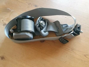 GENUINE NEW KIA 5 DOOR SEAT BELT - PASSENGER 3RD LH ROW 0K53A 57771ACY IN SILVER - Picture 1 of 6