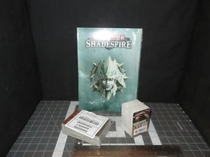 Juego de 3 cartas, fichas e información de juego organizado de Warhammer Shadespire - Imagen 1 de 9