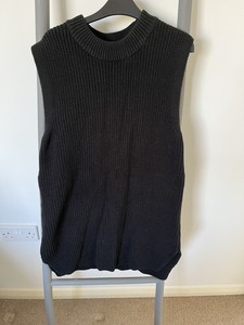 h&m sleeveless jumper