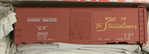 HO Scale - ACCURAIL 3504.9 UNION PACIFIC AAR 40' Steel Boxcar # 198439 - KIT - Picture 1 of 3