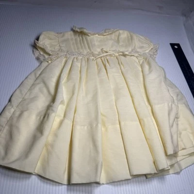 Vestido de bebé vintage años 50 CI CASTRO & CO amarillo manga abullonada encaje ribete cuello Pascua Foto 1 de 4