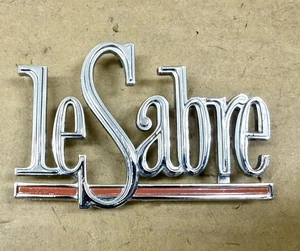 1966 Buick LeSabre Rear Quarter Panel Emblem - Bild 1 von 10
