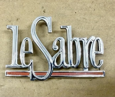 Buick LeSabre 1966 cuarto de panel trasero emblema Foto 1 de 4