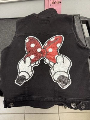 Chaqueta de mezclilla Minnie Mouse negra sin mangas - pequeña para mujer brillante Foto 1 de 4