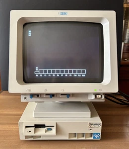IBM PS/1 avec écran - Afbeelding 1 van 8