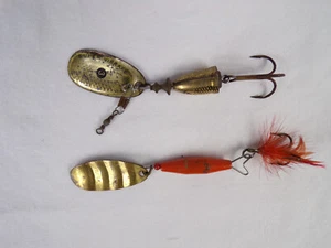 2 esche vintage (1) ABU Spinnaren Reflex Svezia (1) Super Vibrax FINLANDIA #3 K22 - Foto 1 di 5