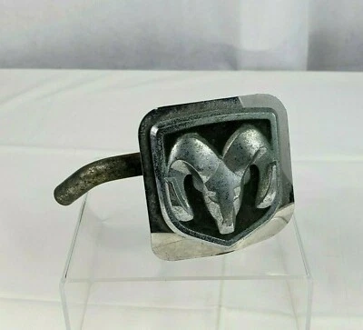 Cubierta de enganche Dodge RAM plateada tapa remolque accesorio camión remolque artesanía decoración Foto 1 de 4