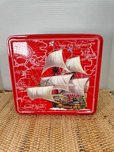 Vintage 1960's Nabisco Voyage Of The Mayflower Lithograph Tin Made In England - Picture 1 of 6