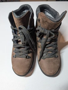 Botas Lowa Para Hombre Talla 7 Cuero Marrón Senderismo Exterior Suela Vibram Impermeable Sendero - Imagen 1 de 8