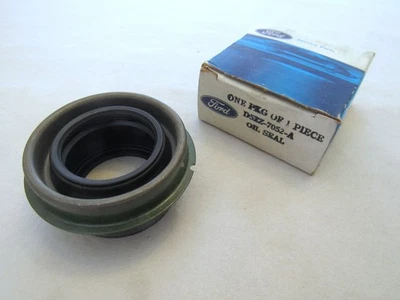 Nuevo de Lote Antiguo Ford Ranger Mustang Bronco GT SVO Cougar Sello de Transmisión Trasera D5ZZ-7052-A Foto 1 de 4