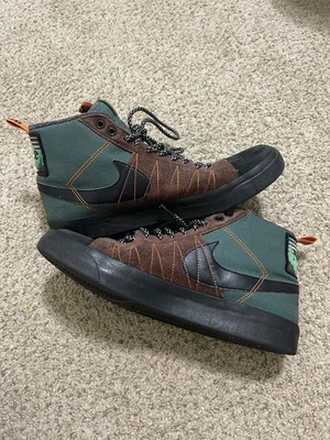 Nike SB Zoom Blazer Mid Edge - Image 1 of 4