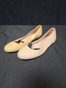 Pisos de ballet Prada beige charol talla 38/7,5 descoloridos ver fotos - Imagen 1 de 7