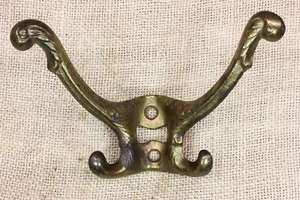 Old Hall Mirror Coat Hat Hook Double Arm Fancy Ferns Patina Brass on Cast Iron - Picture 1 of 10