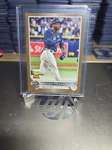 2022 Topps Serie 1 - Wander Franco #215 Oro /2022 (RC) - Imagen 1 de 2
