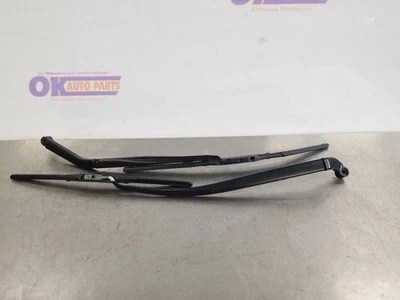 Juego de brazo limpiaparabrisas Toyota Highlander 18 2018  Foto 1 de 4