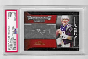 2008 PLAYOFF PRESTIGE PRESTIGIOSO PRO FOOTBALL CARD #PPR32 TOM BRADY PSA 9 ROSSO - Foto 1 di 5