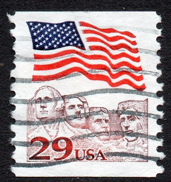2523 29c Mt Rushmore Flag - red in maroon used - Image 1 of 1