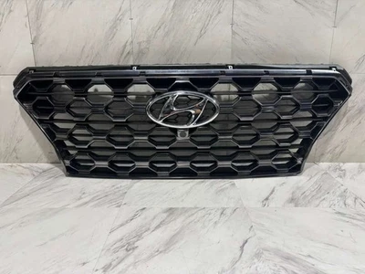 2019 2020 HYUNDAI SANTA FE GRILLE OEM FRONT GRILL WITH CAMERA HOLE 86366-S2110 D - Image 1 of 4