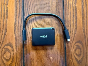 Crucial X10 Pro 4TB USB-A Portable External SSD (CT4000X10PROSSD9) - Bild 1 von 2