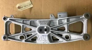 SE ADAPTA A * 06-10 TRANSMISIÓN CHRYSLER CROSSMEMBER 4578351AB DODGE - NUEVO OEM - Imagen 1 de 2