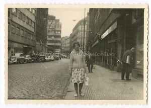 Prag Tschechien 1962 - Autos Geschäftsstraße Gebäude - Foto 1960er - Picture 1 of 2