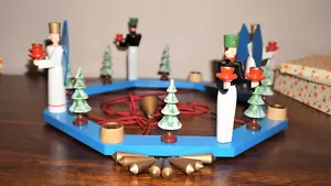 Lichterkranz Adventskranz blau mit Engel und Bergmann Rarität OVP - Bild 1 von 11