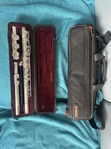 Yamaha flute YFL-211 ref 14 - Picture 1 of 15